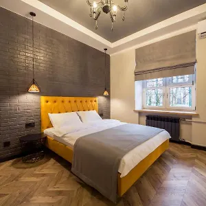 central-apartments-on-prorizna.hotels-of-kiev.com/
